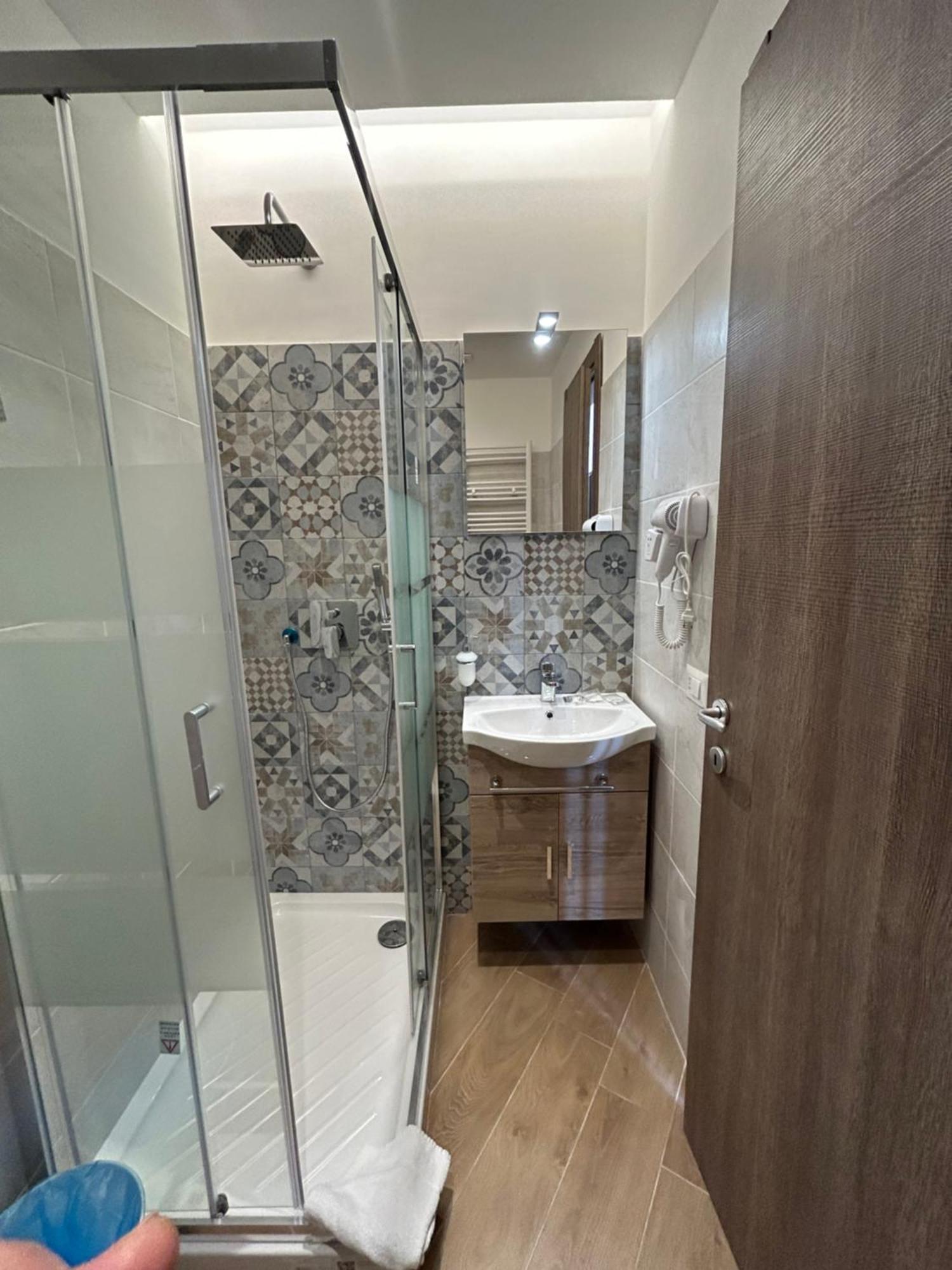 Grimaldi Comfort Guest House 외부 사진